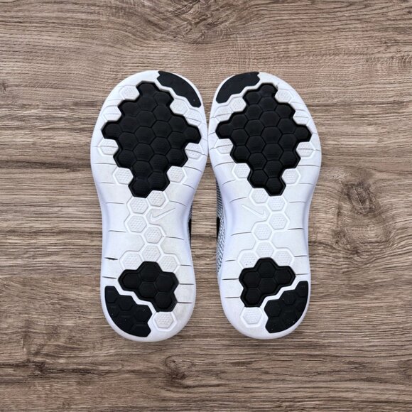 NIKE Free Run Fly Knit Gray Black Running Athletic Sneakser 2018 Womens Size 7.5 - Picture 9 of 9